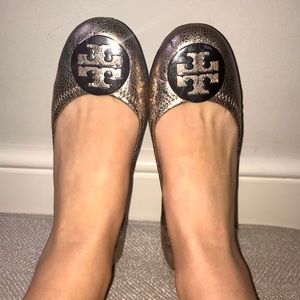 Tory Burch Minnie Travel Ballet Flat- Metallic